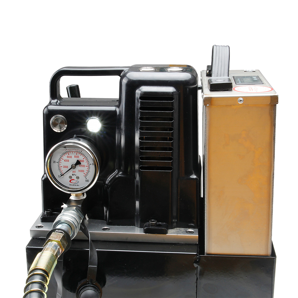 QQ-700B Portable Battery-Powered Single Action Hydraulic Pump 36V/48V