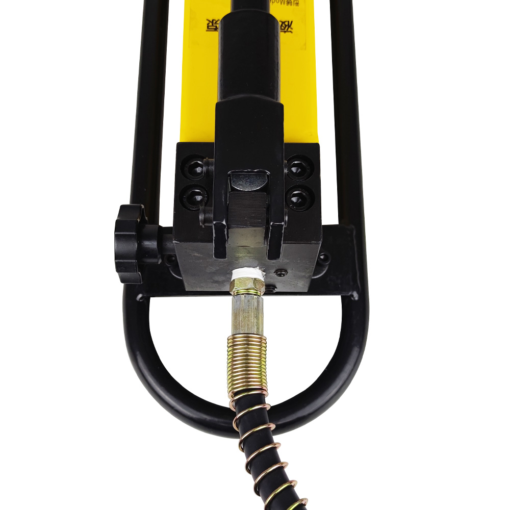 Hand Operated Manual Hydraulic Pump 700 Bar Dual Stage High Pressure 700–2700cc Single Acting